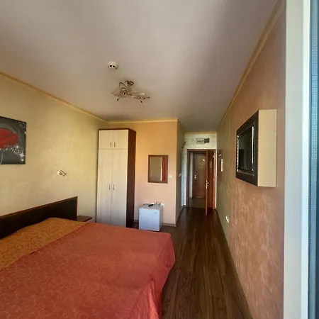 Affittacamere Family Baha Sunny Beach